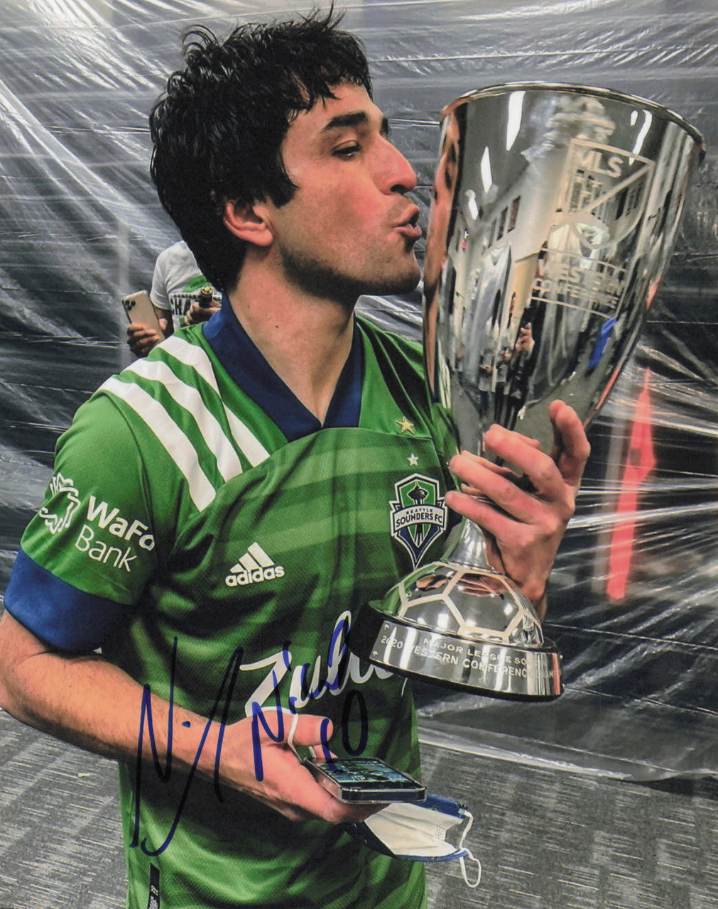 Nicolas Nico Lodeiro Autographed 8x10 Photo Seattle Sounders SKU #244321