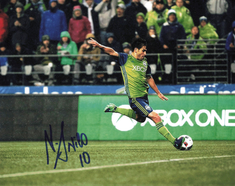 Nicolas Nico Lodeiro Autographed 8x10 Photo Seattle Sounders SKU #244327