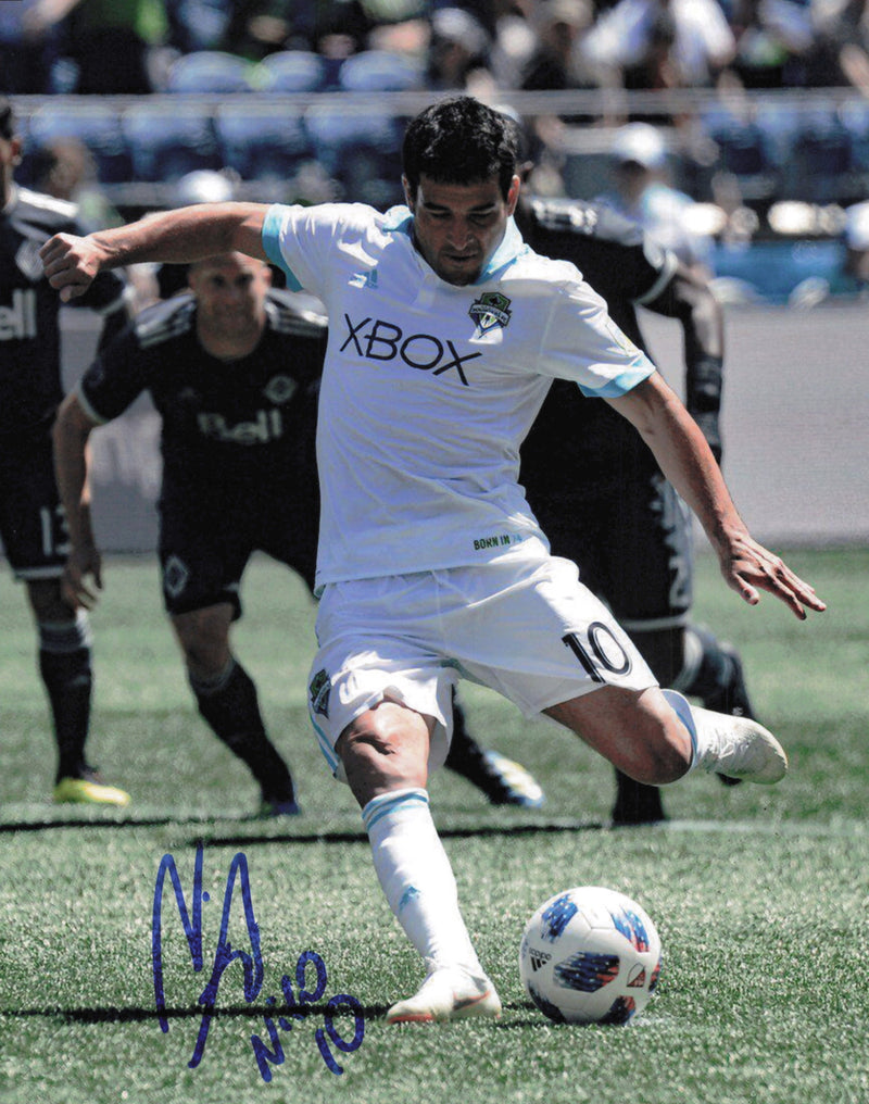 Nicolas Nico Lodeiro Autographed 8x10 Photo Seattle Sounders SKU #244342