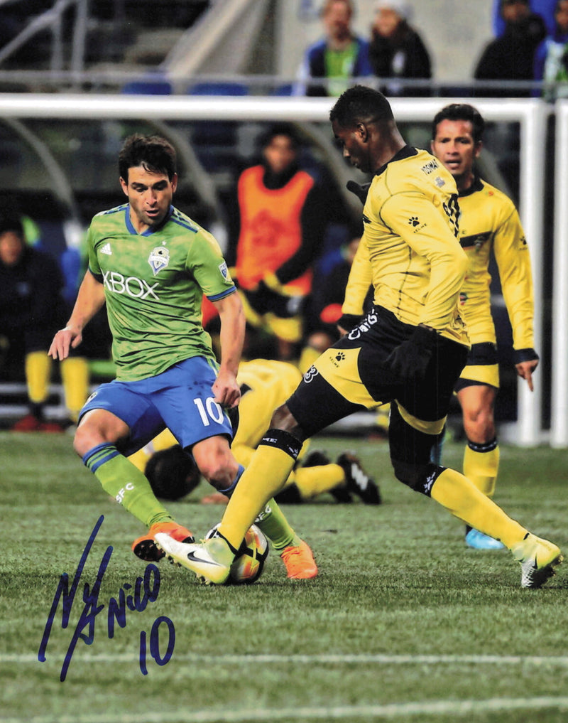 Nicolas Nico Lodeiro Autographed 8x10 Photo Seattle Sounders SKU #244346