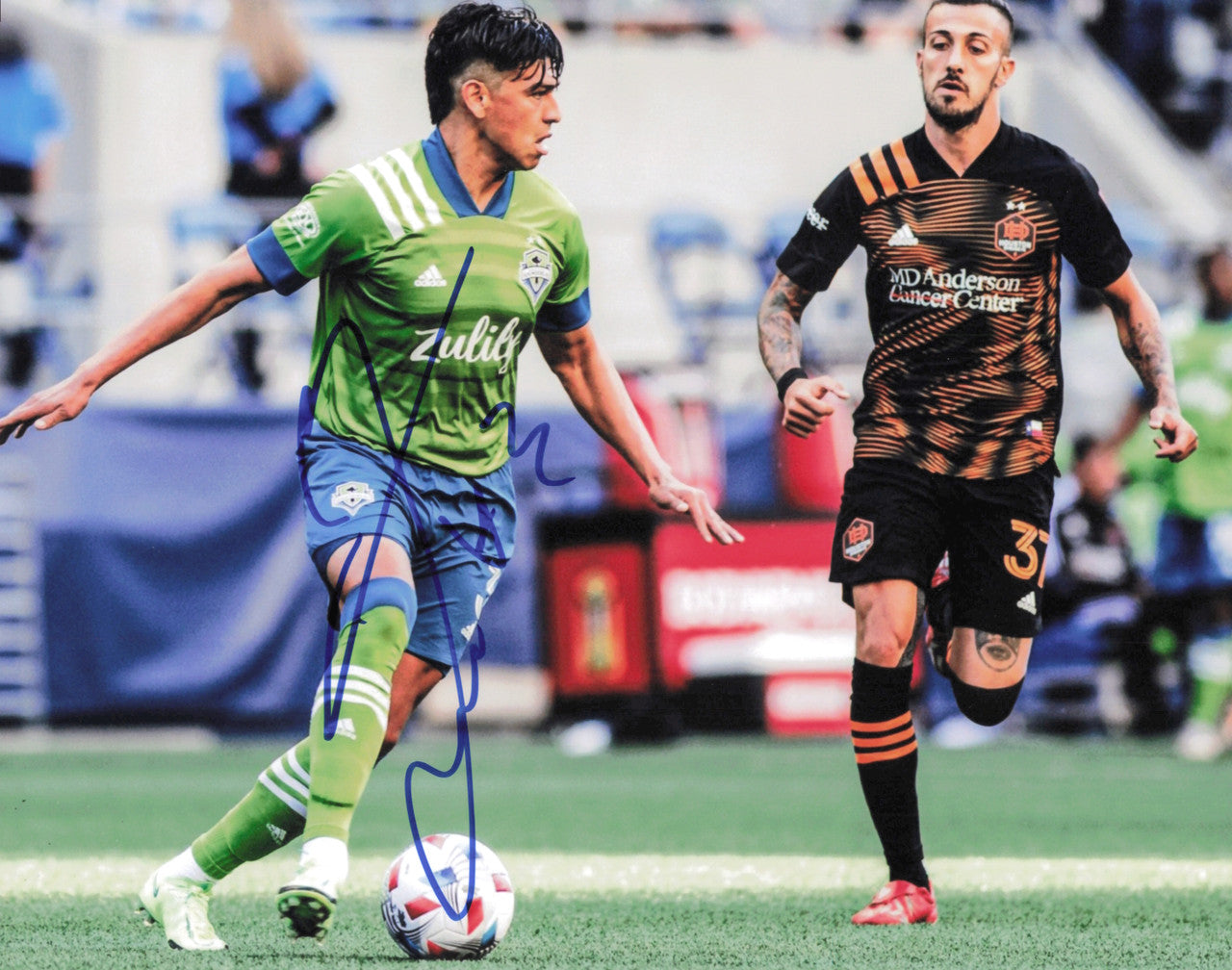 Xavier Arreaga Autographed 8x10 Photo Seattle Sounders SKU #244352