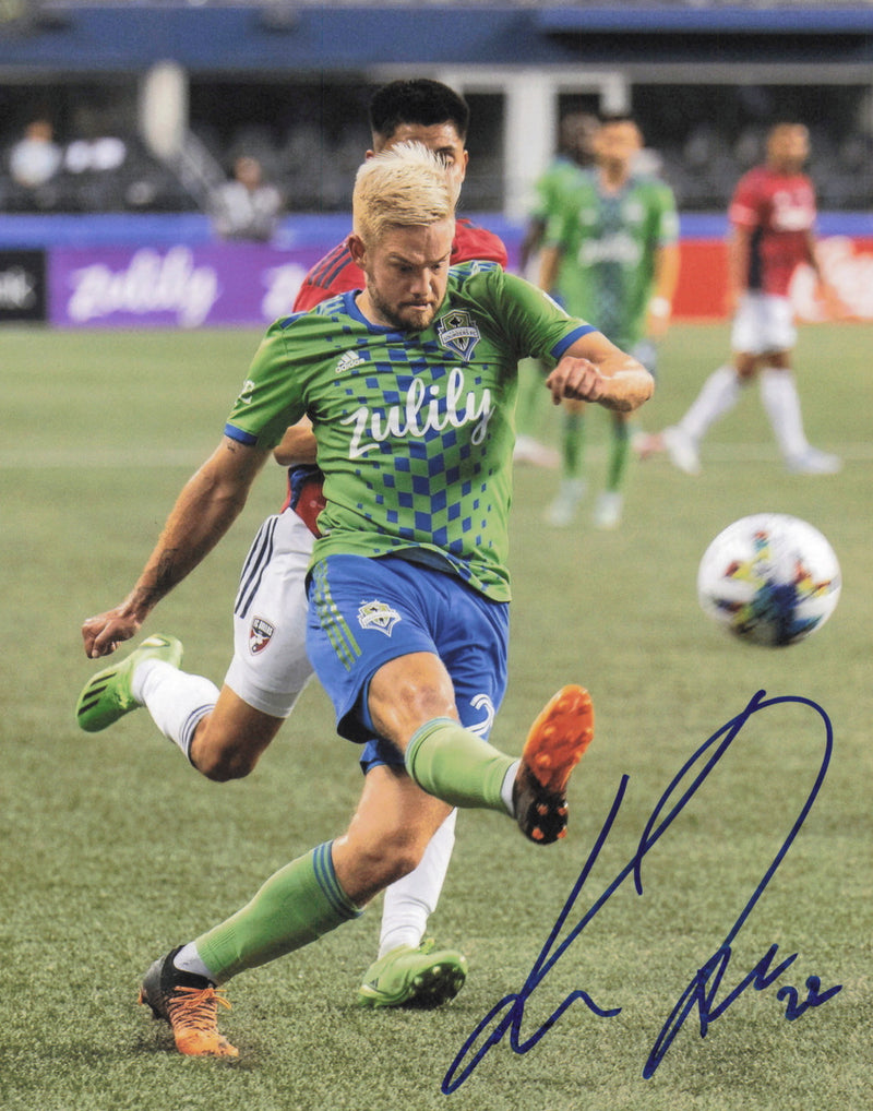 Kelyn Rowe Autographed 8x10 Photo Seattle Sounders SKU #244398