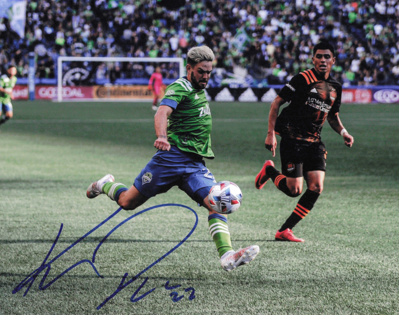 Kelyn Rowe Autographed 8x10 Photo Seattle Sounders SKU #244403