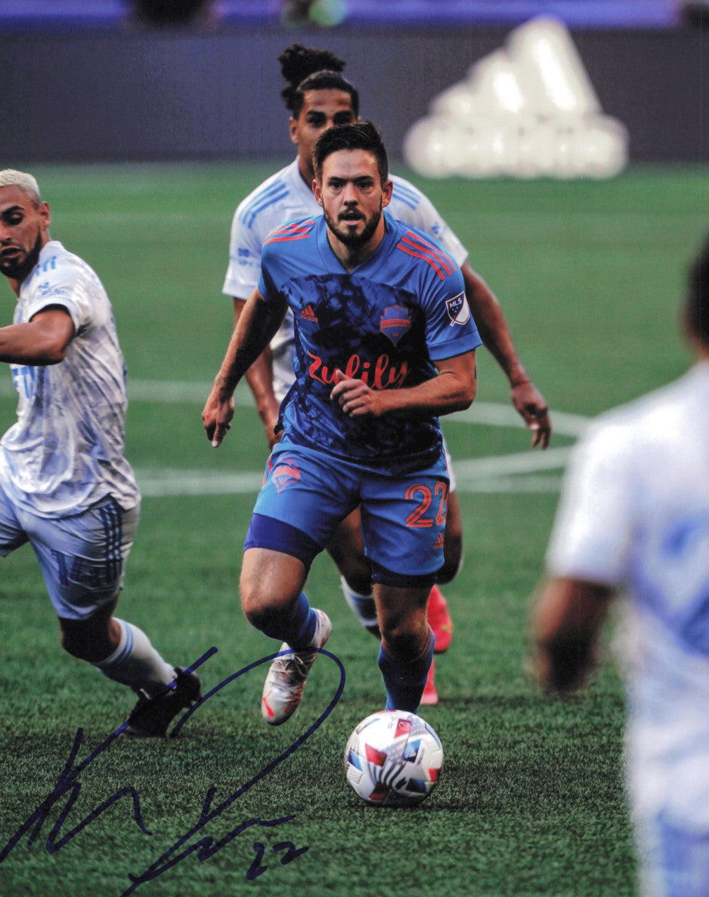 Kelyn Rowe Autographed 8x10 Photo Seattle Sounders SKU #244407