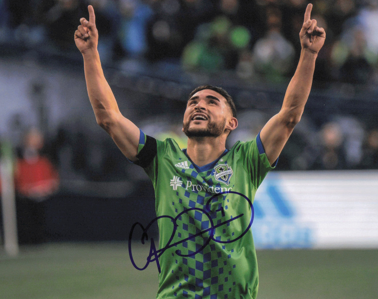 Cristian Roldan Autographed 8x10 Photo Seattle Sounders SKU #244463