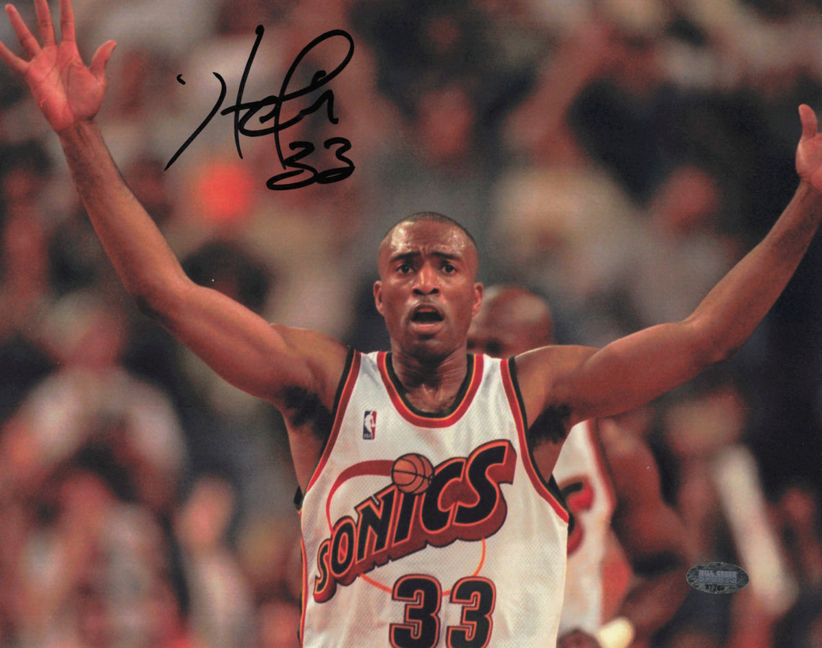 Hersey Hawkins Autographed 8x10 Photo Seattle Supersonics MCS Holo #87289
