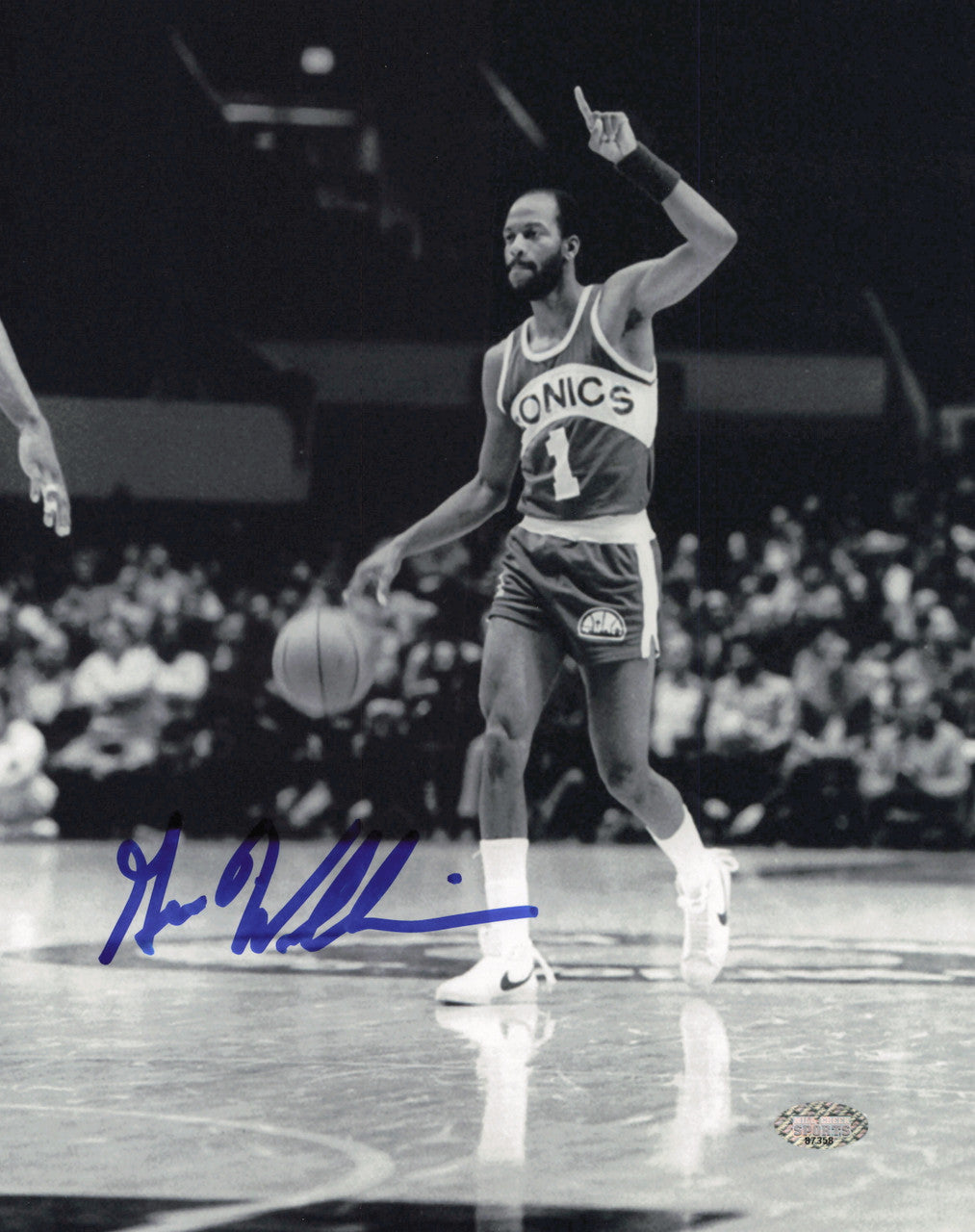 Gus Williams Autographed 8x10 Photo Seattle Supersonics MCS Holo #87358