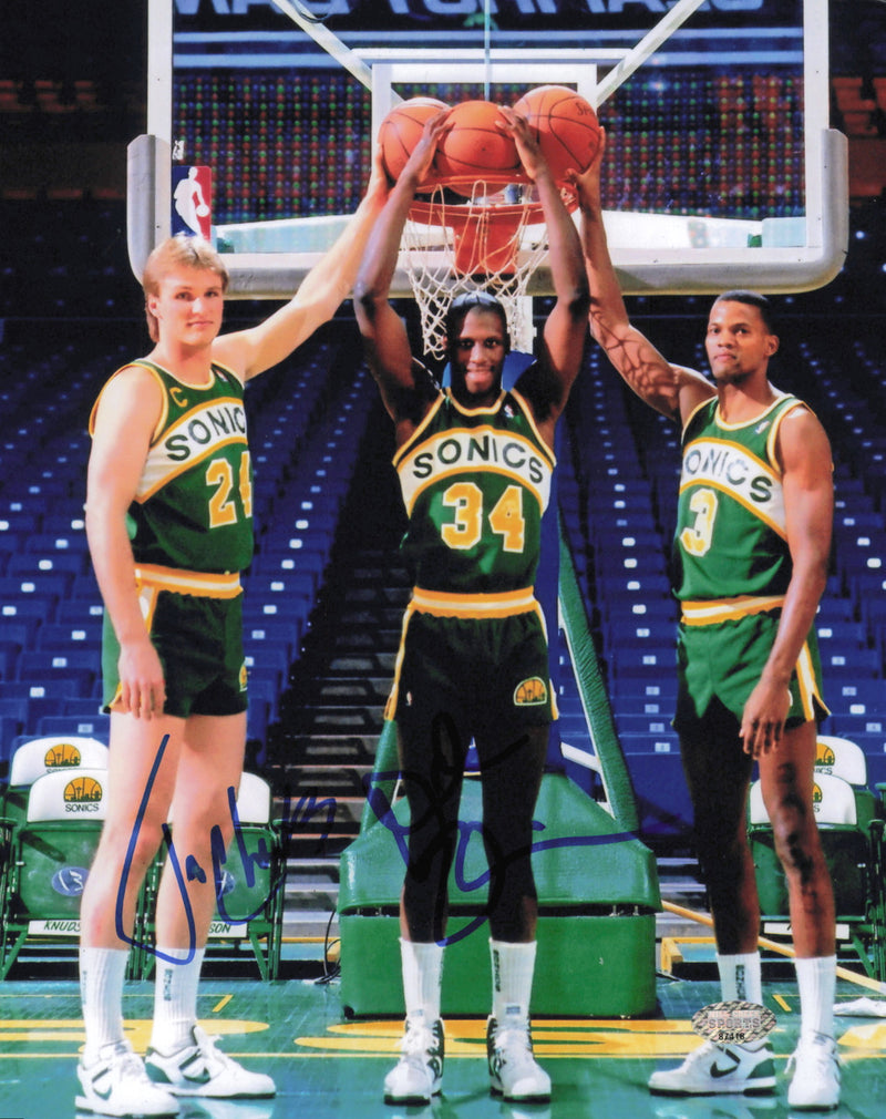 Tom Chambers & Dale Ellis Autographed 8x10 Photo Seattle Supersonics MCS Holo #87418