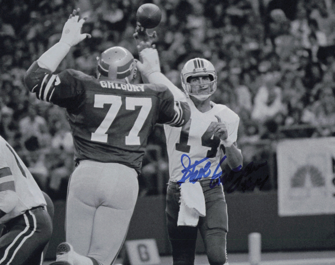 Steve Grogan Autographed 8x10 Photo New England Patriots SKU #244705