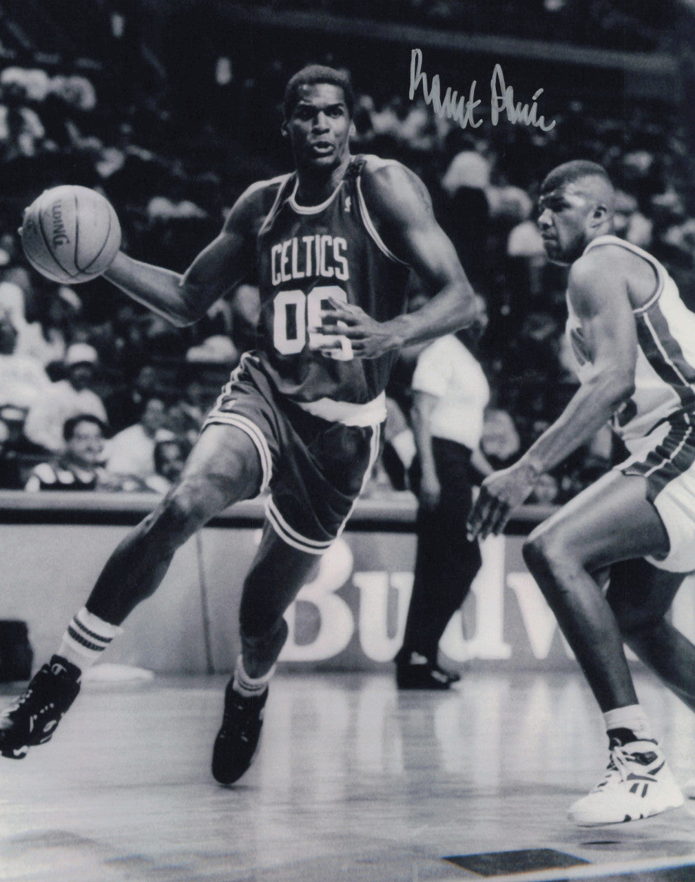 Robert Parish Autographed 8x10 Photo Boston Celtics SKU #244783