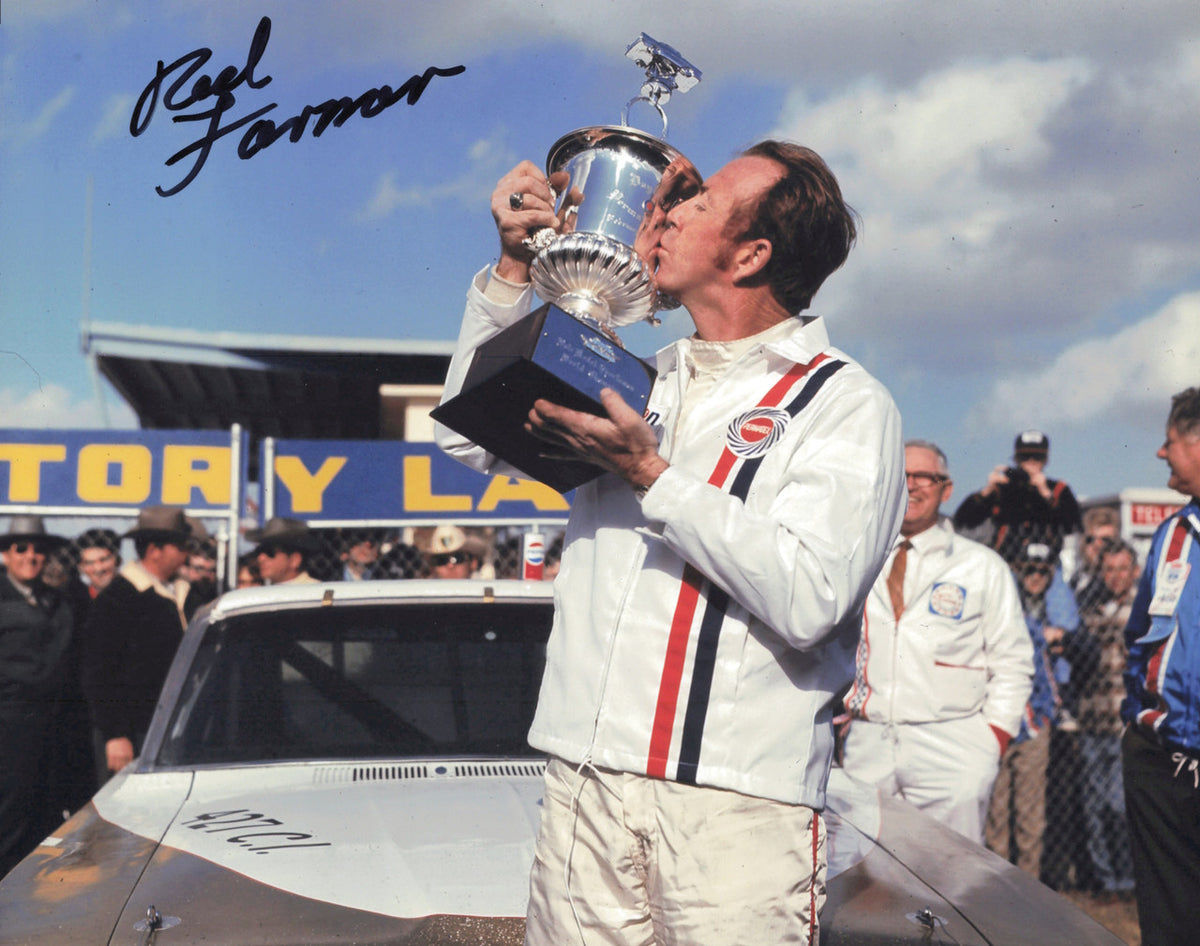 Red Farmer Autographed 8x10 Photo Nascar SKU #244855