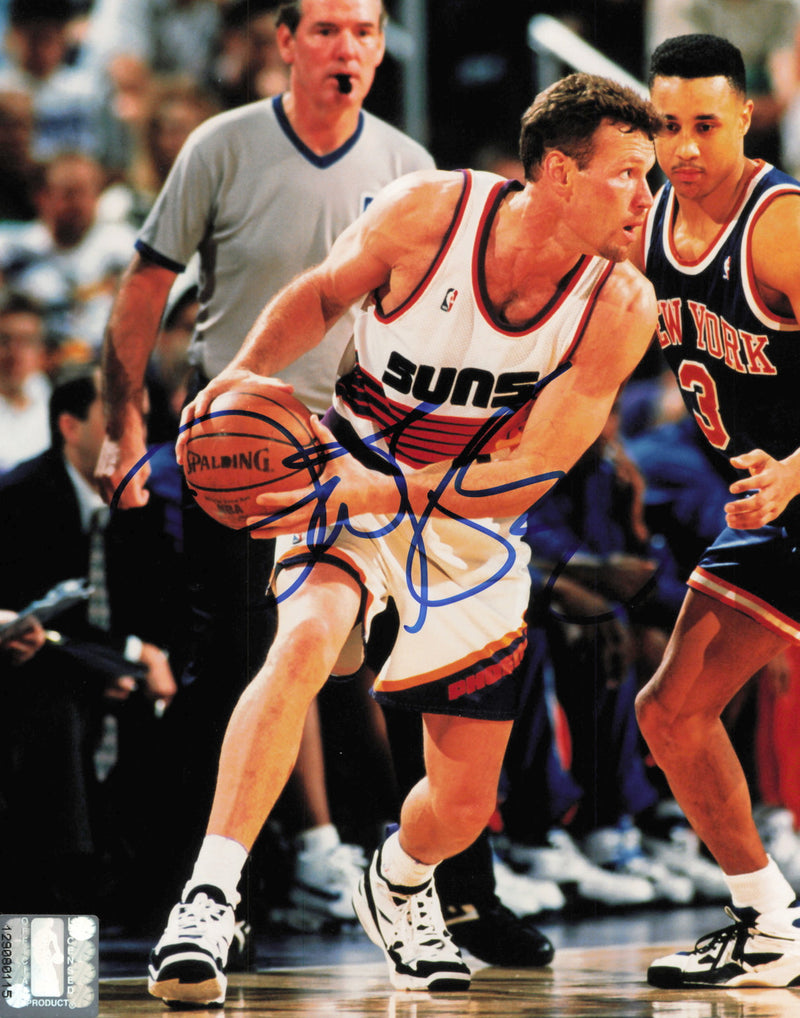 Dan Majerle Autographed 8x10 Photo Phoenix Suns SKU #244903