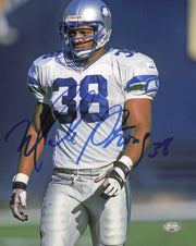 Mack Strong Autographed 8x10 Photo Seattle Seahawks MCS Holo #63503