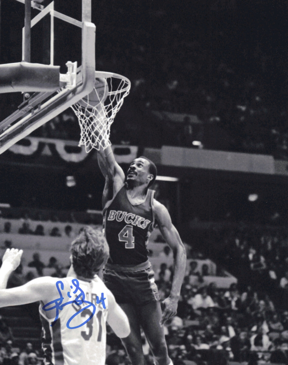 Sidney Moncrief Autographed 8x10 Photo Milwaukee Bucks SKU #245637