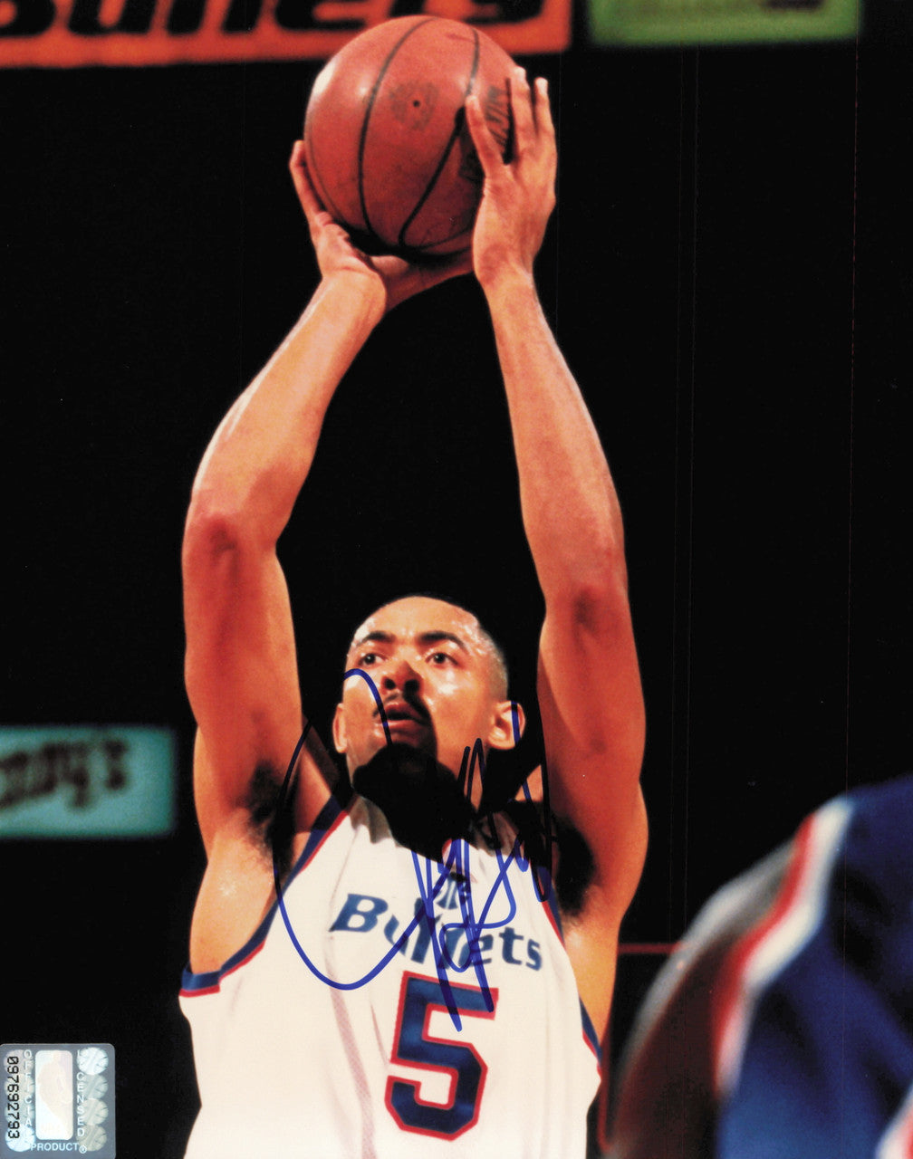 Juwan Howard Autographed 8x10 Photo Washington Bullets SKU #245621