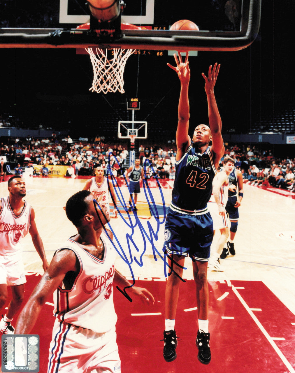 Donyell Marshall Autographed 8x10 Photo Minnesota Timberwolves SKU #246011