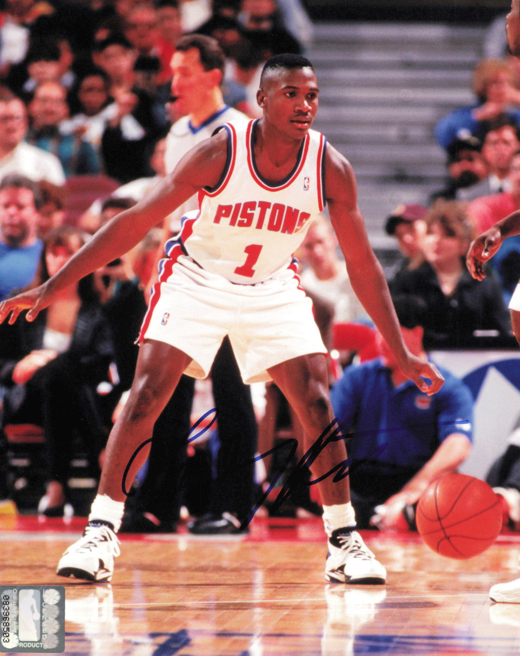 Lindsey Hunter Autographed 8x10 Photo Detroit Pistons SKU #246018