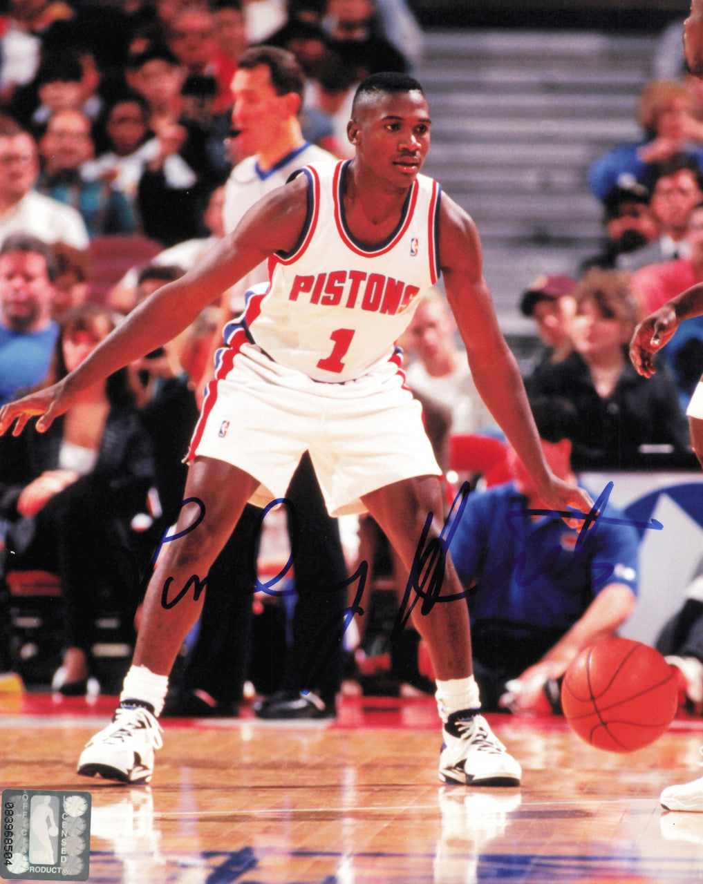 Lindsey Hunter Autographed 8x10 Photo Detroit Pistons SKU #246020