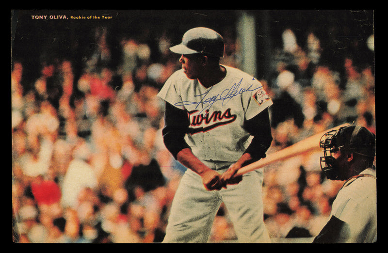 Tony Oliva Autographed 8.5x5.5 Magazine Page Photo Minnesota Twins SKU #232487