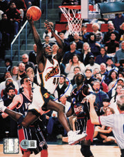 Shawn Kemp Autographed 8x10 Photo Seattle Supersonics Beckett BAS QR #BS36833