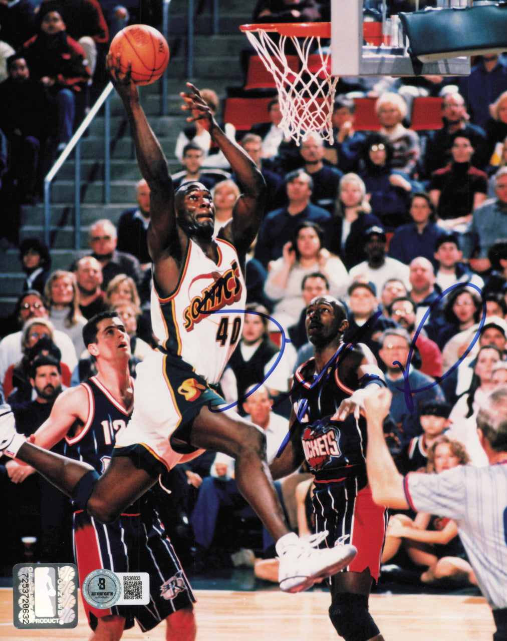 Shawn Kemp Autographed 8x10 Photo Seattle Supersonics Beckett BAS QR #BS36833
