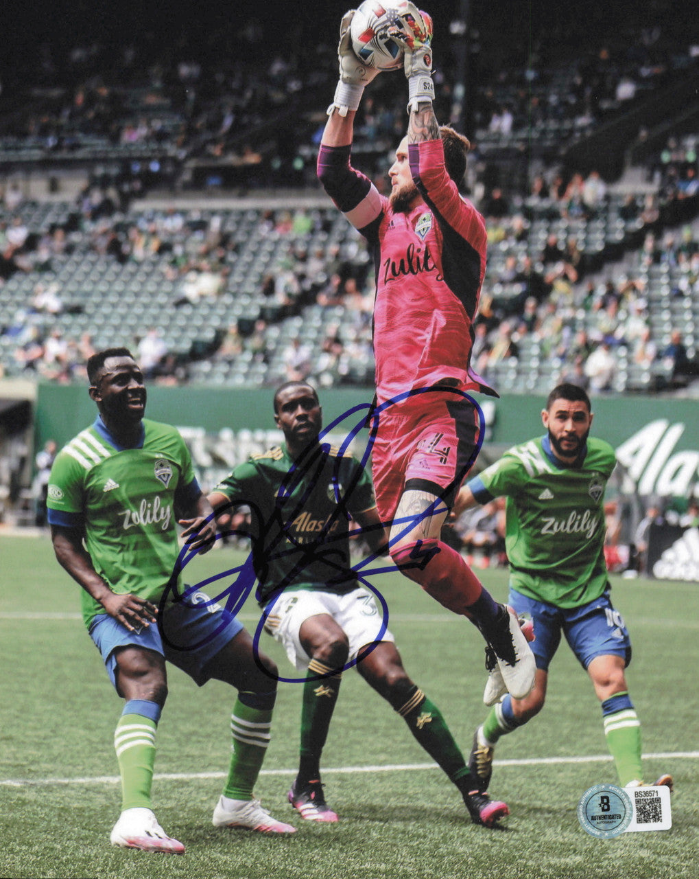 Stefan Frei Autographed 8x10 Photo Seattle Sounders Beckett BAS QR #BS36571
