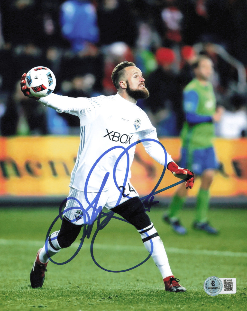 Stefan Frei Autographed 8x10 Photo Seattle Sounders Beckett BAS QR #BS36585