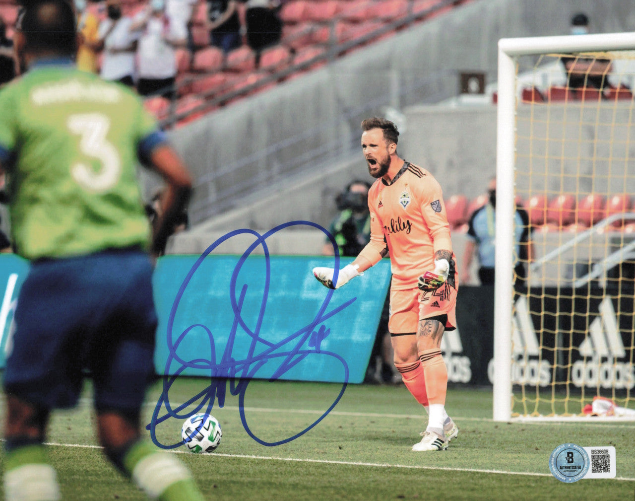 Stefan Frei Autographed 8x10 Photo Seattle Sounders Beckett BAS QR #BS36608