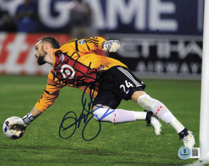 Stefan Frei Autographed 8x10 Photo Seattle Sounders Beckett BAS QR #BS36609