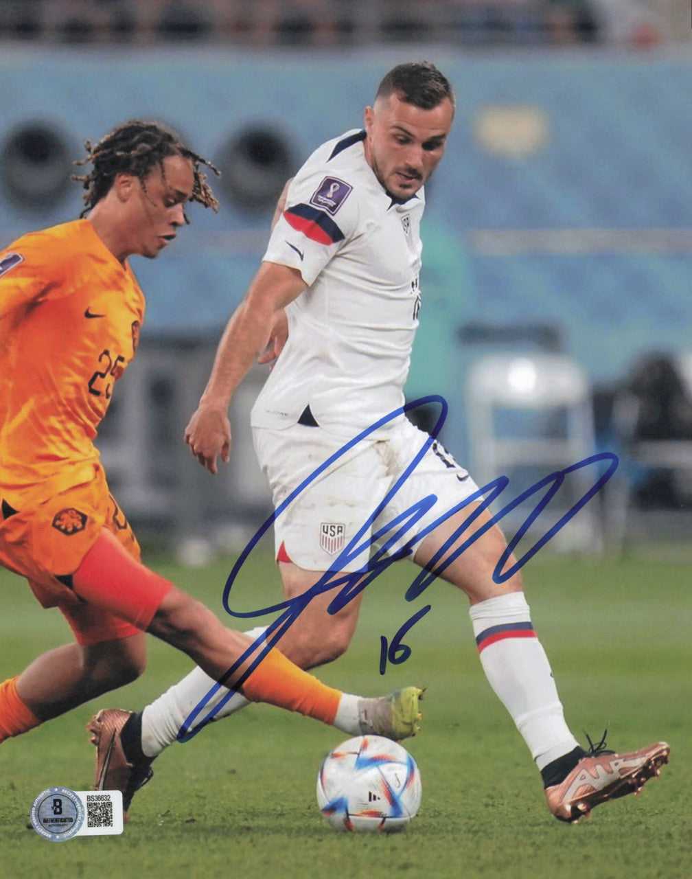 Jordan Morris Autographed 8x10 Photo Team USA Beckett BAS QR #BS36632