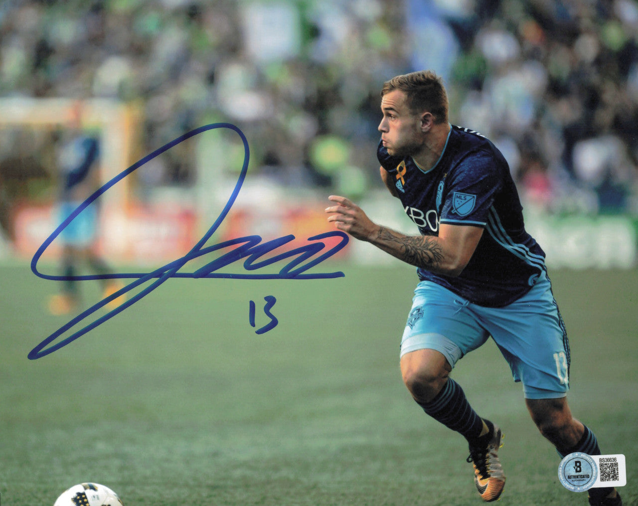 Jordan Morris Autographed 8x10 Photo Seattle Sounders Beckett BAS QR #BS36636