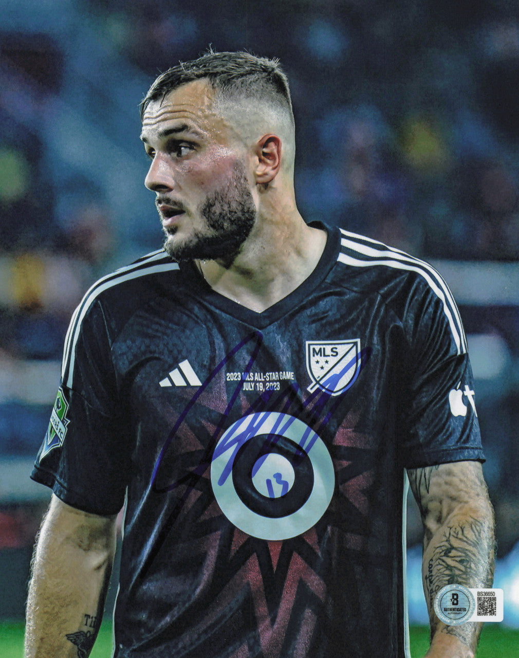 Jordan Morris Autographed 8x10 Photo Seattle Sounders Beckett BAS QR #BS36650