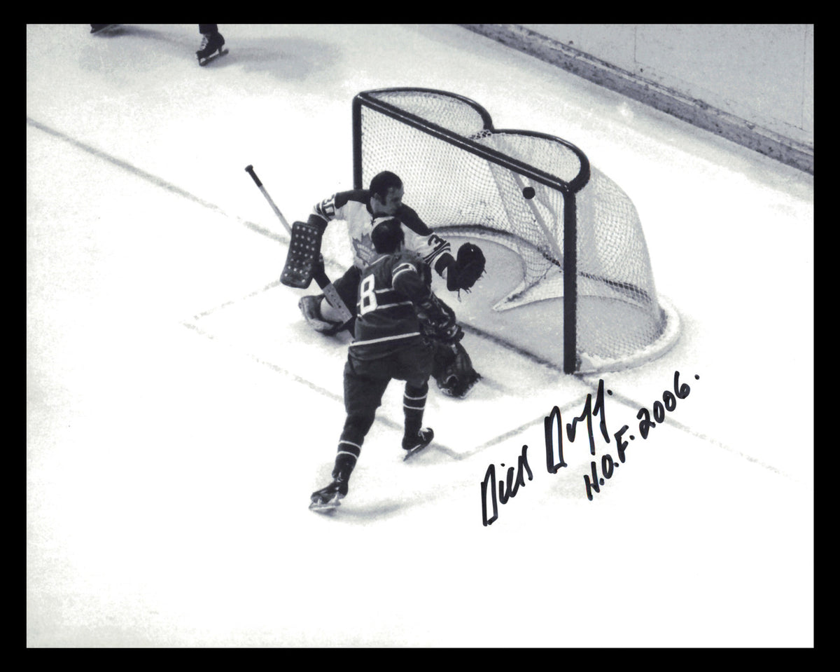 Dick Duff Autographed 8x10 Photo Montreal Canadiens "HOF 2006" SKU #247403