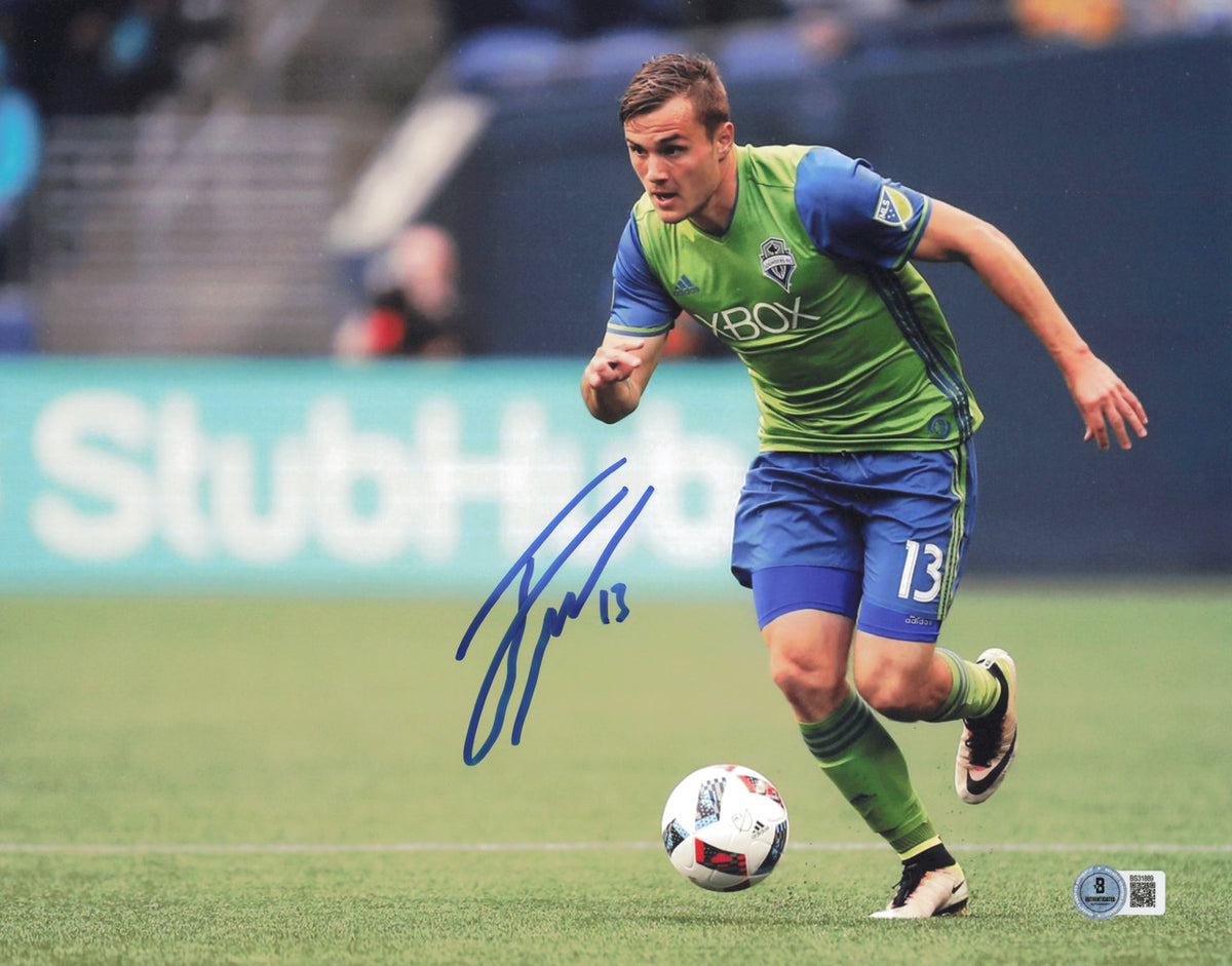 Jordan Morris Autographed 11x14 Photo Seattle Sounders Beckett BAS QR #BS31889