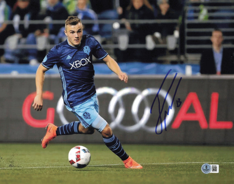 Jordan Morris Autographed 11x14 Photo Seattle Sounders Beckett BAS QR #BS31891