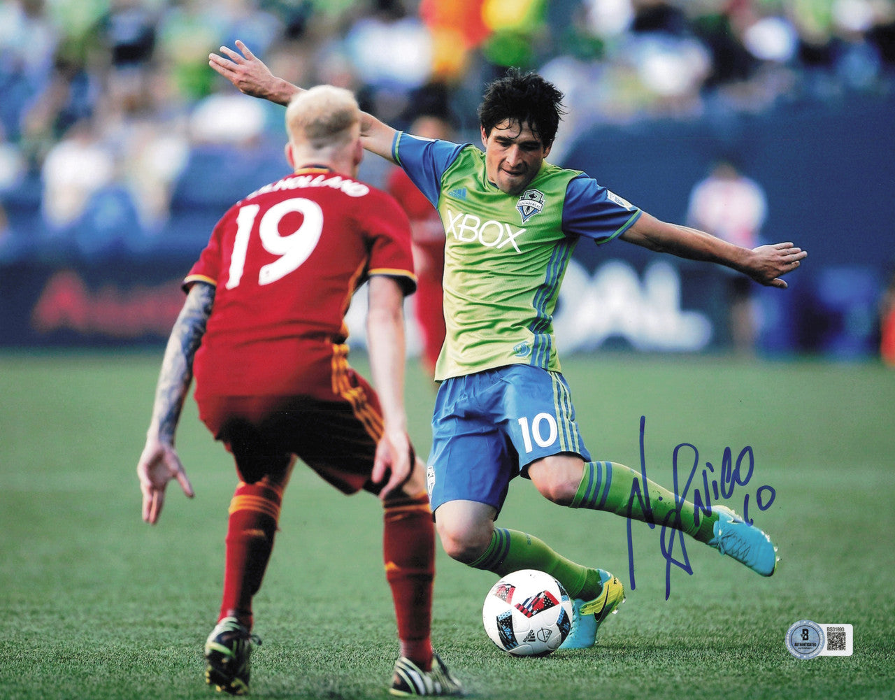 Nicolas Nico Lodeiro Autographed 11x14 Photo Seattle Sounders Beckett BAS QR #BS31893