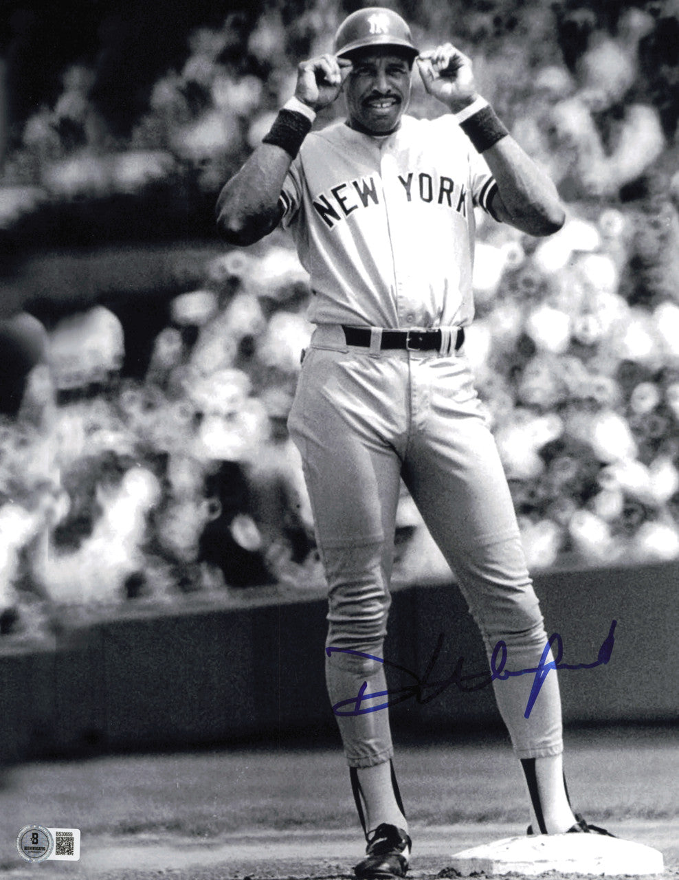 Dave Winfield Autographed 11x14 Photo New York Yankees Beckett BAS QR #SB30659