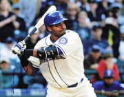 Nelson Cruz Autographed 11x14 Photo Seattle Mariners MCS Holo #64233
