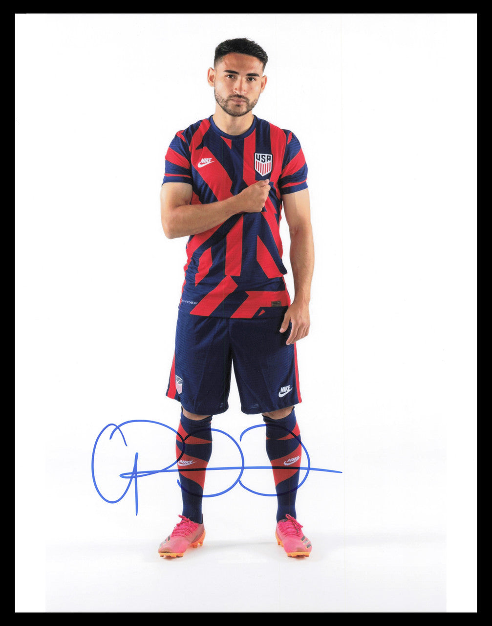 Cristian Roldan Autographed 11x14 Photo Team USA SKU #244014