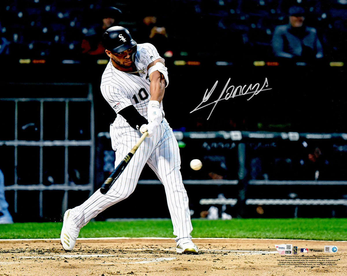 Yoan Moncada Autographed 16x20 Photo Chicago White Sox Fanatics & MLB Holo Stock #233357