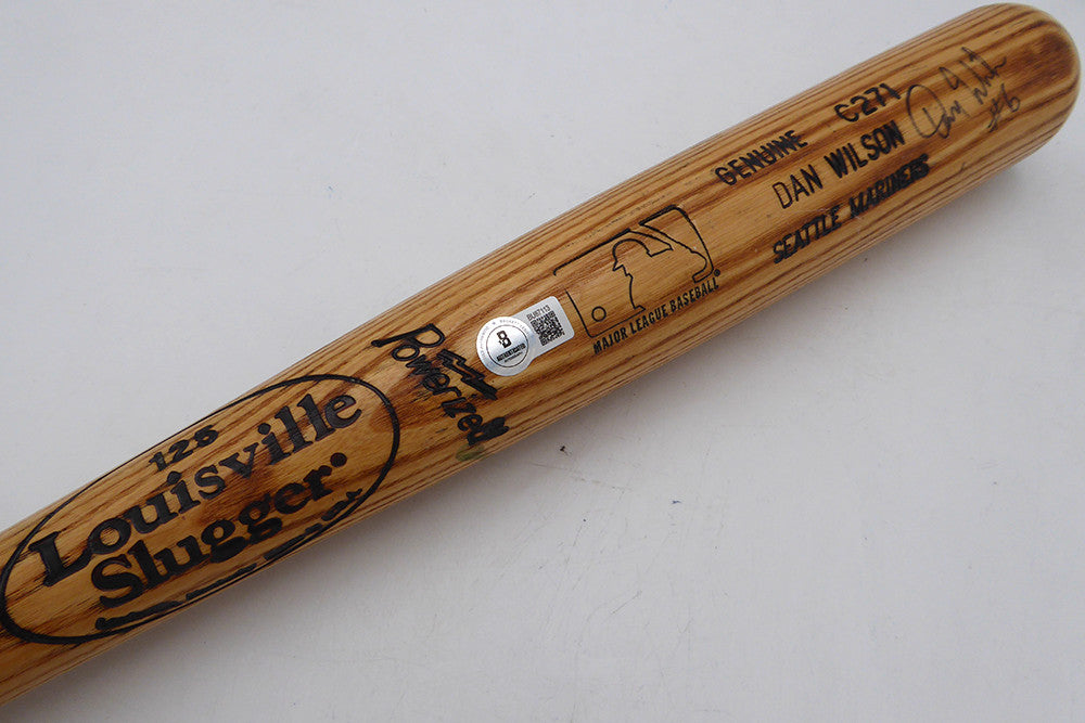 Dan Wilson Autographed Game Issued Louisville Slugger C271 Bat Seattle Mariners Beckett BAS QR #BU87113
