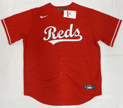 Cincinnati Reds Elly De La Cruz Autographed Red Nike Jersey "MLB Debut 6/6/23" Beckett BAS QR #W710349