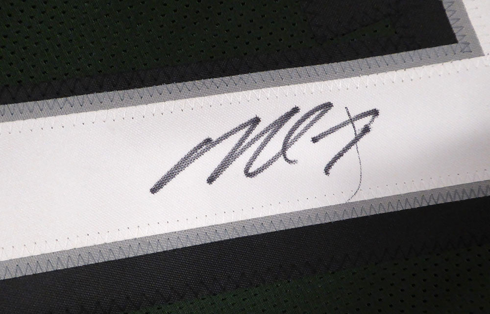 Philadelphia Eagles Michael Vick Autographed Green Custom Jersey Beckett BAS QR #3W063589