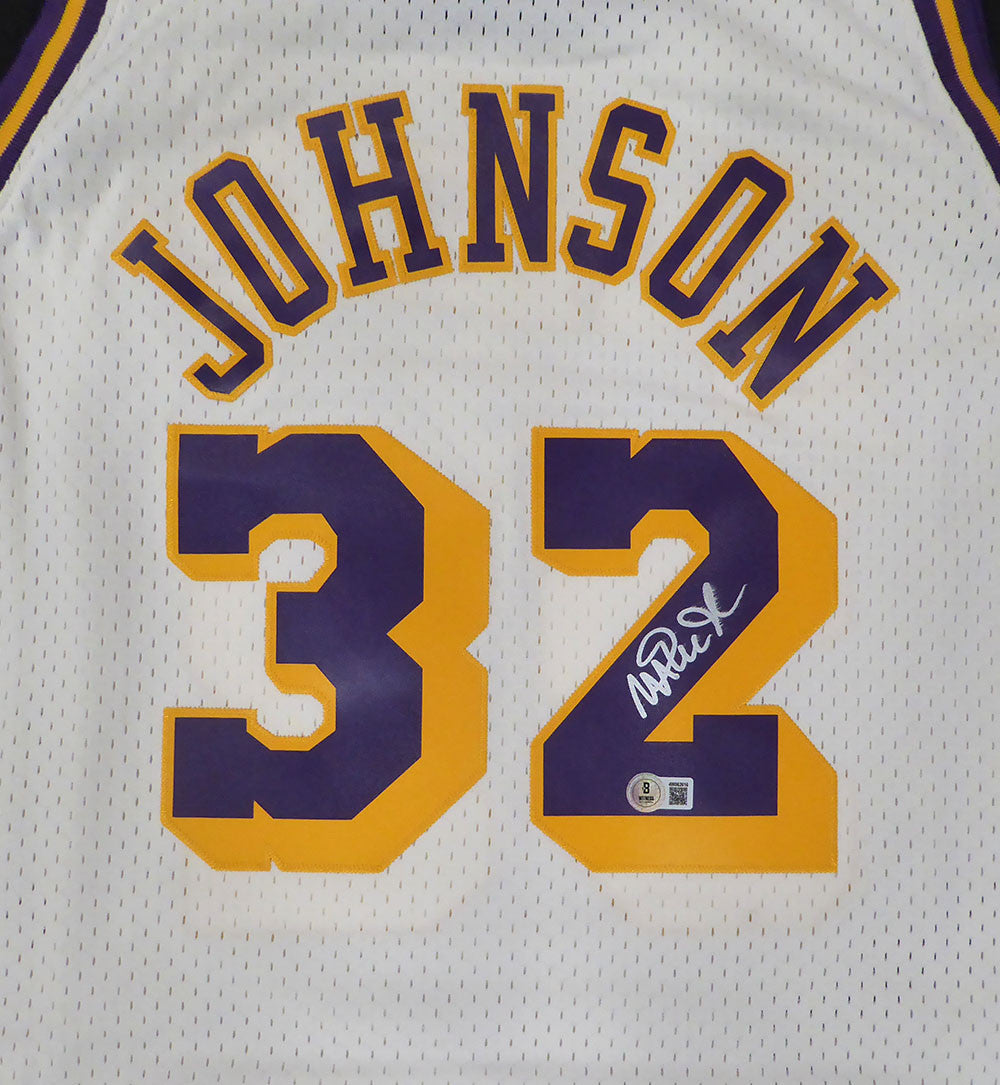 Los Angeles Lakers Magic Johnson Autographed White Mitchell & Ness Jersey (Smudged) Beckett BAS QR #4W062616