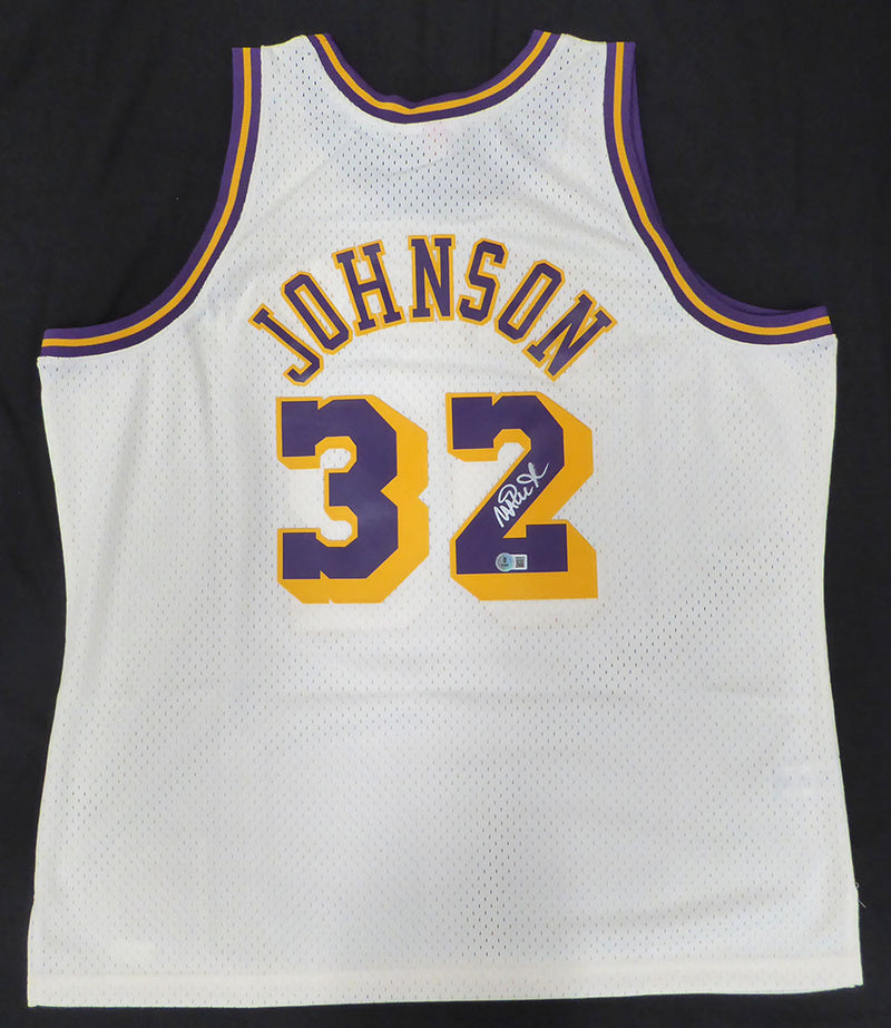 Los Angeles Lakers Magic Johnson Autographed White Mitchell & Ness Jersey (Smudged) Beckett BAS QR #4W062616