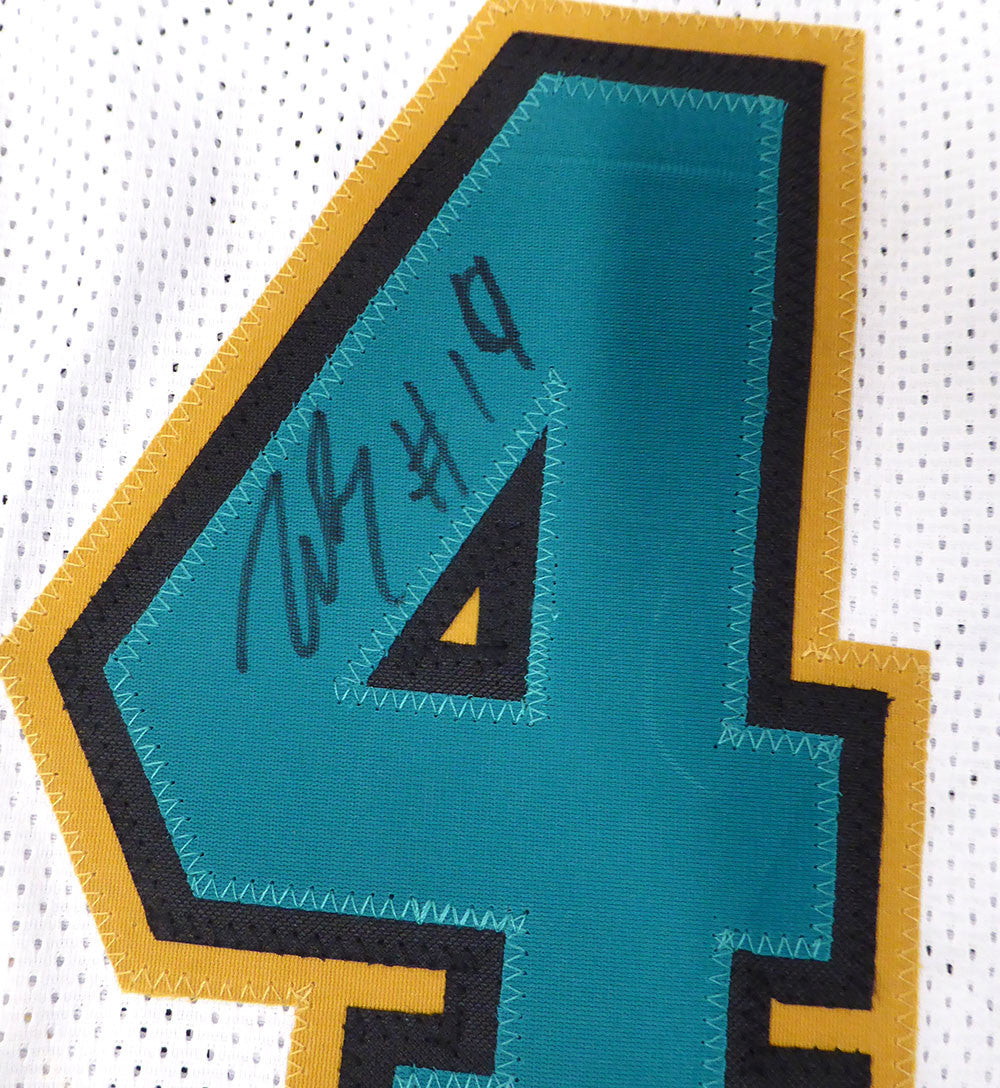 Memphis Grizzlies Zach Edey Autographed White Custom Jersey Beckett BAS QR #3W115175