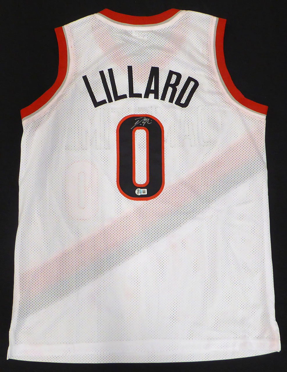 Portland Trail Blazers Damian Lillard Autographed White Custom Jersey Beckett BAS QR #BR50202