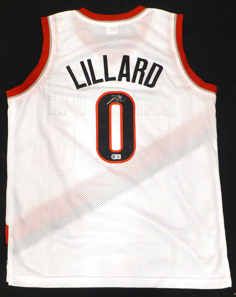 Portland Trail Blazers Damian Lillard Autographed White Custom Jersey Beckett BAS QR #BR50449