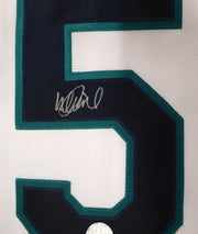 Seattle Mariners Ichiro Suzuki Autographed White Authentic Majestic Jersey MLB Holo #MT00062011