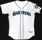 Seattle Mariners Ichiro Suzuki Autographed White Authentic Majestic Jersey MLB Holo #MT00062011